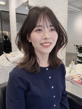 アビー(ABBEY) レイヤーカットシースルーバング韓国ヘアザクザクレイヤー