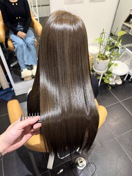 ピークスヘア(peaks hair) 縮毛矯正 髪質改善ストレート 癖毛 捻転毛 強い癖も対応 堀江