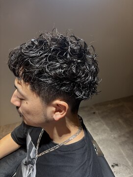 ハイプ 木更津(HYPE) 【スペインカール】刈り上げセンターパート/木更津
