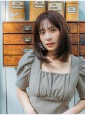 ミディアムボブスタイル30代/40代/50代ウルフ/レイヤー