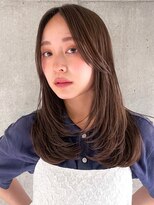 ラフ フロム ガーデン(Laf from GARDEN)&nbsp;ミディアム/レイヤーカット/顔周りカット/ベージュ/透明感カラー