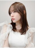 ミルクティーブロンドダークブルーワンホンレイヤーウルフ