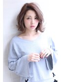 大人かわいい小顔ことりベージュふわミディネオウルフ外ハネボブ