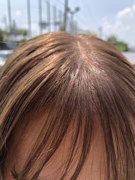 バニーズ 本店(Bunny's) ベージュブラウン