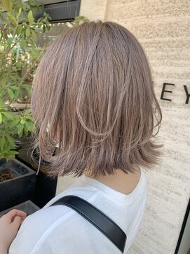 ハニー(HONEY by Chord) 【HONEY 馬門】切りっぱなし×ミルクティーベージュ