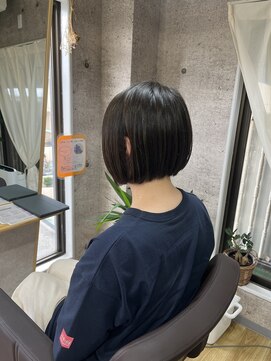 エルド(eld) 40 50代　黒髪×ミニボブ　大人可愛い