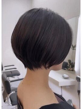 フェメ 立川(PHEME) 丸みショート／フェミニンショート