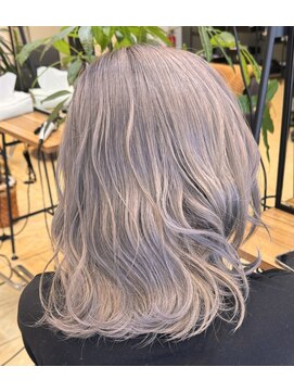 オルバイマグ(oru by mag) グレージュアッシュグレージュショートカットミニウルフ