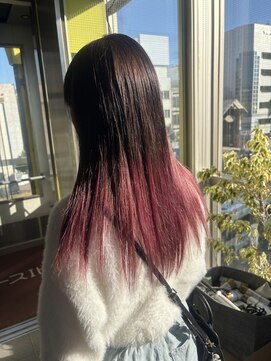 ガルボ ヘアー(garbo hair) ブリーチ 10代 20代 グラデーション ピンク ダブルカラー