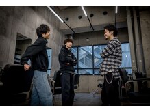 クリアバイフォレスト 流山おおたかの森(Clear by Forest.)の雰囲気（スタッフ一丸となって必ずカッコよくします！お待ちしております）
