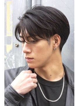 トルネード(TORNADO) メンズカット センターパート 韓国 ビジネスマンにも◎M0315