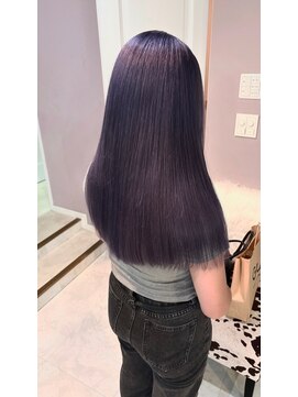 シェリ(che'rie) ハイライトカラーインナーカラーベージュレイヤーカット