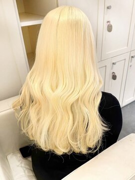 ベレーザ 川越(Beleza) 10708ホワイトアッシュミルクブラウン韓国セミロングレイヤー