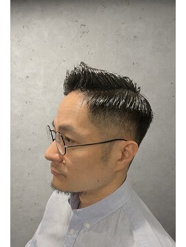 ワンワンオー バーバーショップ 長浜店(@110 BARBER SHOP) 男を格上げするサイドパート