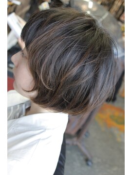 オーバーキャプテンネイキッド(OVER CAPTAIN NAKED) 柔らかナチュラルボブ