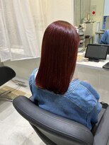 トレ(tre.)&nbsp;ioLu赤茶の艶髪ストレート