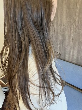 アンプリフィア(amplifier) ロング×イヤリングカラー