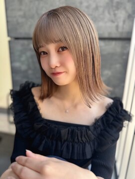 モナバイルーブル(MONA by Louvre) 【MONA】外はねボブ