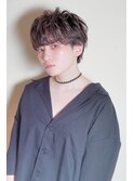 大人かわいいニュアンスパーマ耳掛けハンサムひし形束感ショート