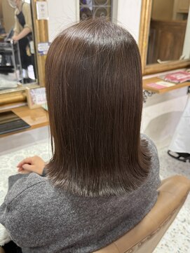 サンバイセライロ 千葉(SAN. by celilo) ミディアムボブ × オリーブベージュ【千葉優希】