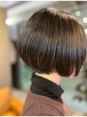ショートボブ