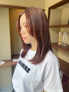 イニ(ini) 伊達　ブリーチなしピンクカラー◎