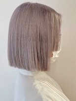 ブロック ジャポン(bloc japon)&nbsp;ヘーゼルグレージュ、大人のアクセントボブ ステップカット