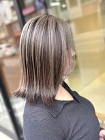 エスト 小倉(est)&nbsp;アンブレラカラー/グレージュ/レイヤーボブ/髪質改善