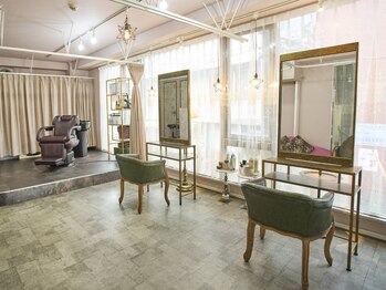 エヌドット 深江橋(n.)の写真/《双子の女性スタッフのみ在籍》気遣い溢れる丁寧な接客と親身なカウンセリングでお悩みを解決◎