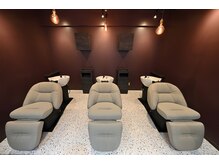 ネウィ 調布(newi)の雰囲気(フルフラットシャンプー台でリラックス時間♪)