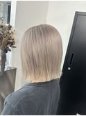 フルブリーチxホワイトグレージュ