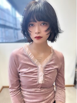 エミィ(emme) ボブレイヤー