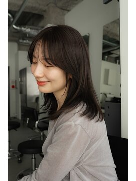 ロウ 銀座(RAW) 銀座　ロブ　切りっぱなし　ハッシュボブ　ダークブラウン