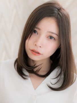 ローレン(LOREN) ナチュラル小顔/顔周りレイヤーが映えるセミロング