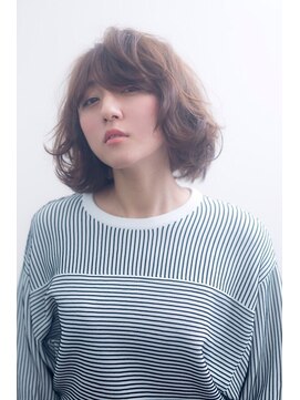 リベラル(liberal) ちょいフェミニン大人ボブ[結べるボブ/パーマボブ]