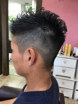 アーク(ARK from INFINI) 刈り上げスポーティー