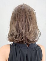 レイヤーロングレイヤーカットオリーブベージュ_ba293831a