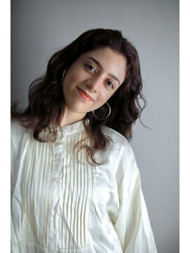 ジョニー ワンノート(Johnny Onenote) 透けベージュ×無造作ウェーブ