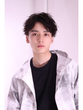 ネイビー(NAVY) セクシーセンターパート ウェーブパーマ 無造作ウェット束感