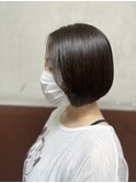 前下がりボブスタイル