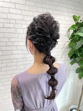 ミューバイケンジ(miu by KENJE) #ぽんぽんキャンディヘア◎