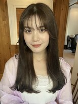大人かわいい美髪ストレート顔まわりレイヤーシースルーバング