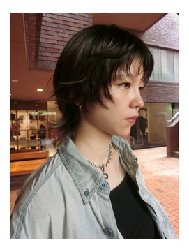 ノラ シブヤ(NORA) 攻めショートウルフ