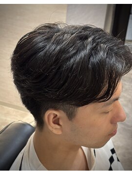 アントレース 東池袋店(UNTRACE) センターパート 【メンズ/バーバー/理容室】