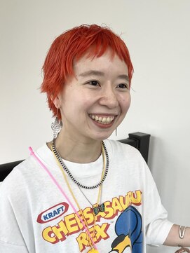 ナループロア ハチ(Nalu pu loa hachi) ベリーショート/オレンジ