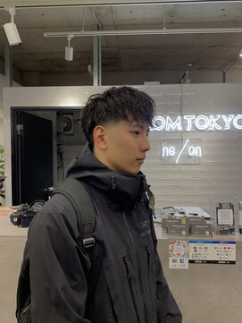 クロムトウキョウ ザ バーバー ネオン 新宿店(CHROM TOKYO the Barber ne/on) ショートマッシュ