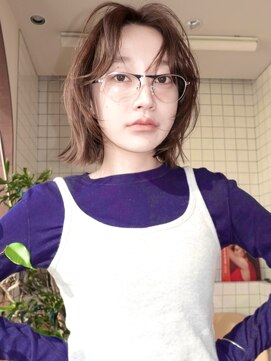 スタニング 渋谷(STUNNING.) レイヤーボブ/切りっぱなしボブ#外はねボブ#ブラウンカラー