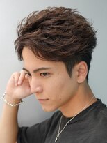 テン 心斎橋(tenn.)&nbsp;心斎橋シャドウパーマメンズマッシュセンターパート緩め強め30代