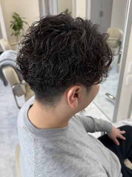 ノエラ(NOELA) メンズパーマ/スパイラルパーマ/メンズショート/波巻きパーマ