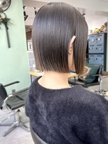 ヒビヲ(HIBIO) タッセルボブ切りっぱなしボブ外ハネボブミニボブ